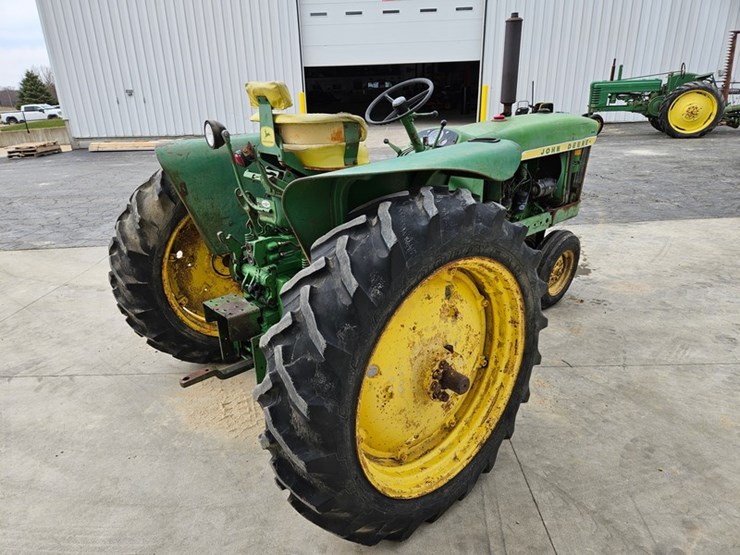 1965-john-deere-2010-image-8