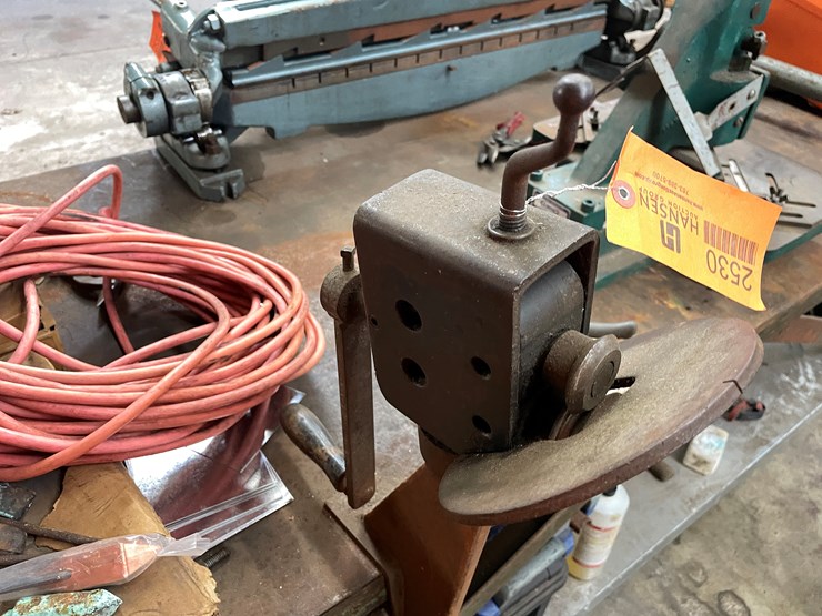 #2530-•-easy-edger-(columbia-heights,-mn)-image-1