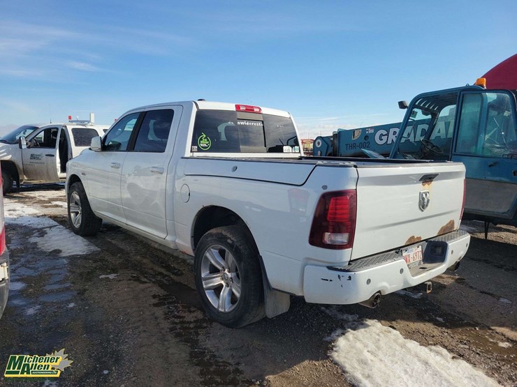 2013-dodge-1500-image-4