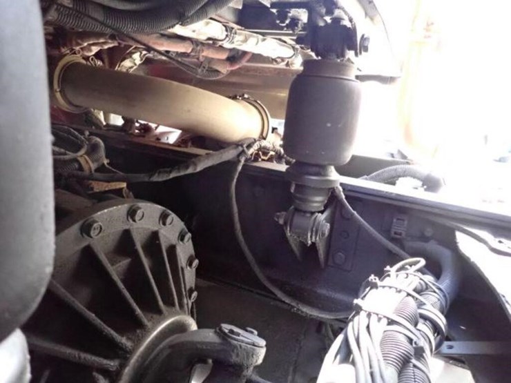 2017-western-star-4700sb-image-101