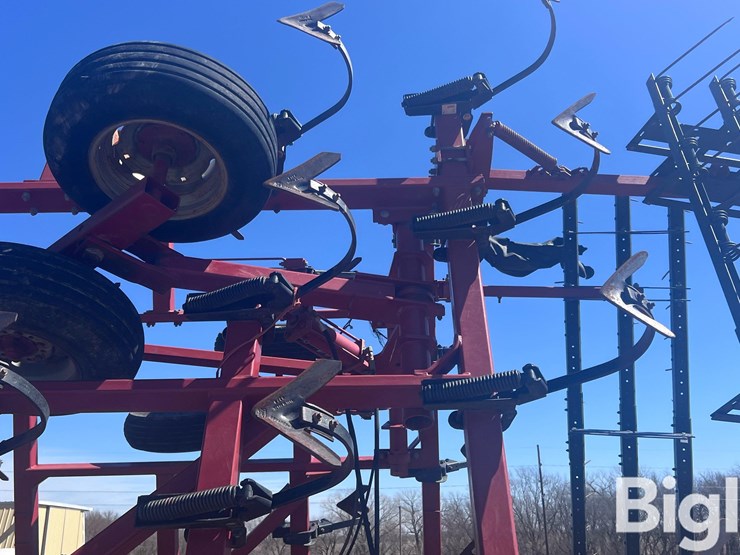 case-ih-4300-image-15