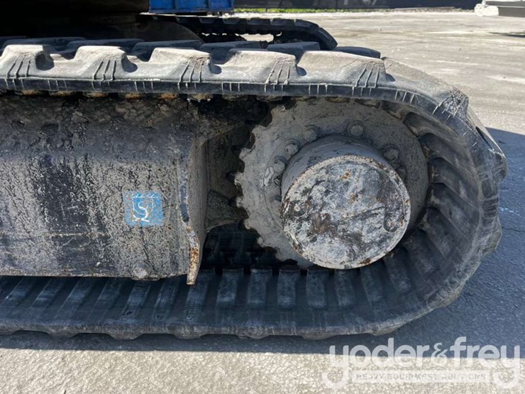 2022-deere-35g-image-9