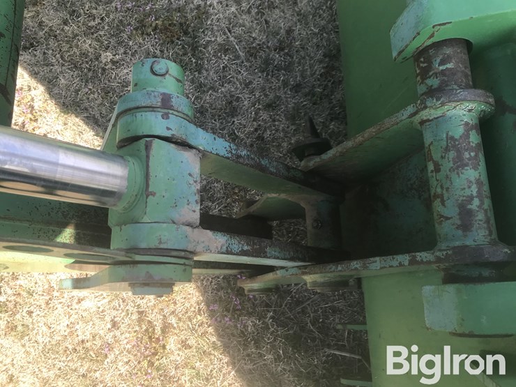 2002-john-deere-8320-image-12