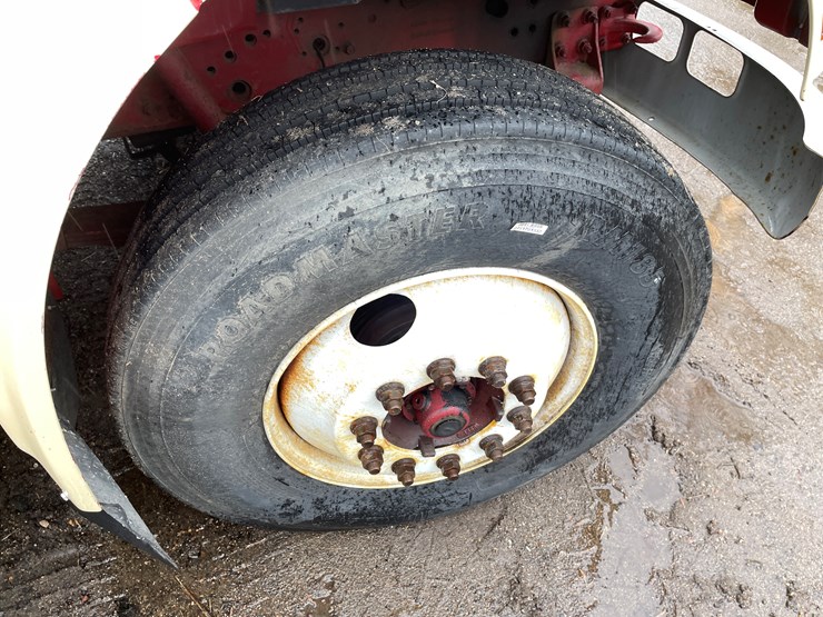 2000-international-4700-image-12