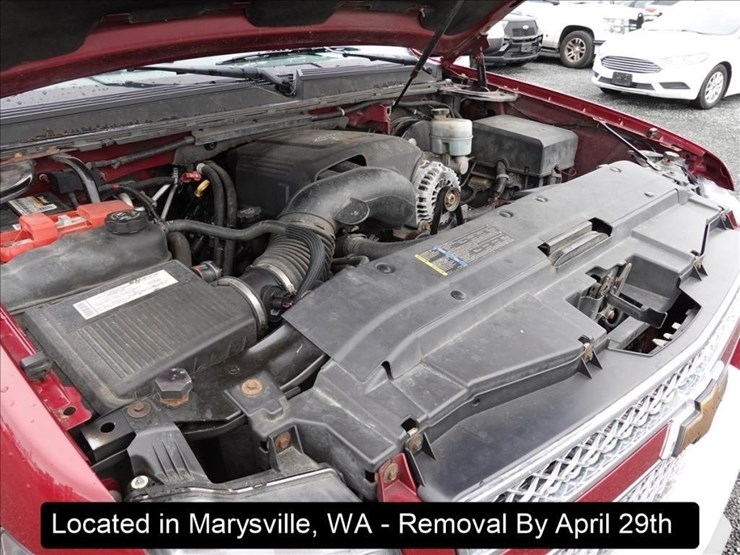 2007-chevrolet-suburban-image-26