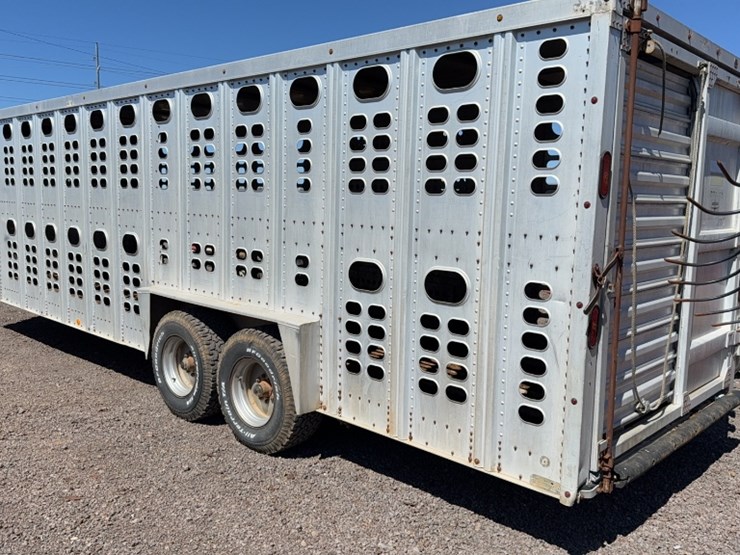1989-wilson-livestock-trailer-image-9