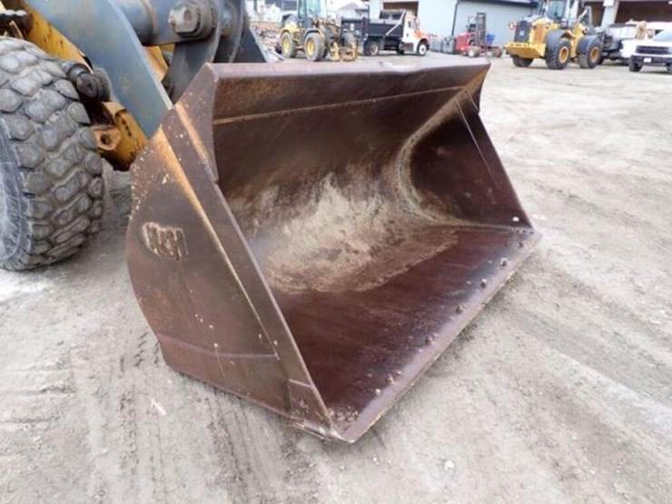 2006-deere-624j-image-28