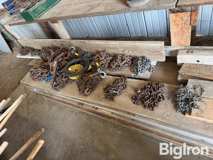 chains-&-binders-image-2