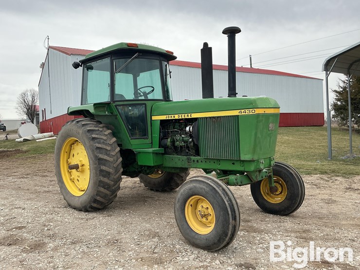 john-deere-4430-image-3