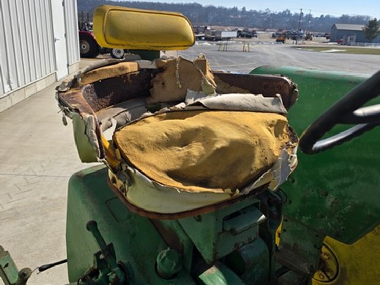 1967-john-deere-2510-image-21