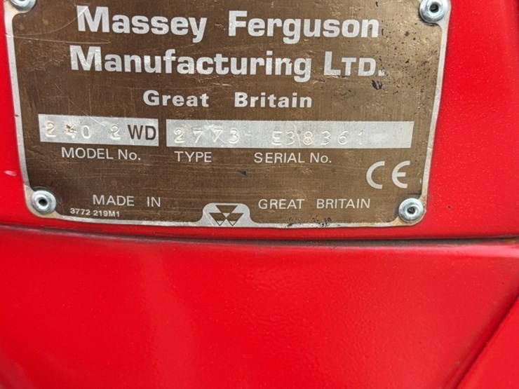 massey-ferguson-240-image-8