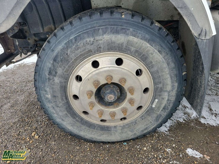 2009-international-workstar-7500-image-9