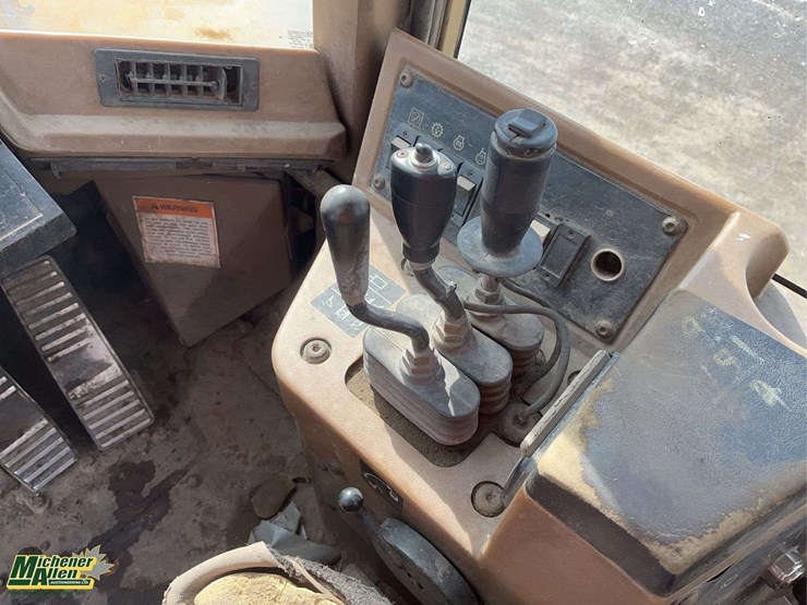 1996-caterpillar-938f-image-17