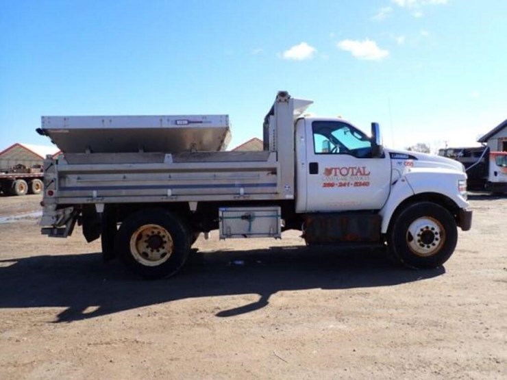 2016-ford-f650-image-4