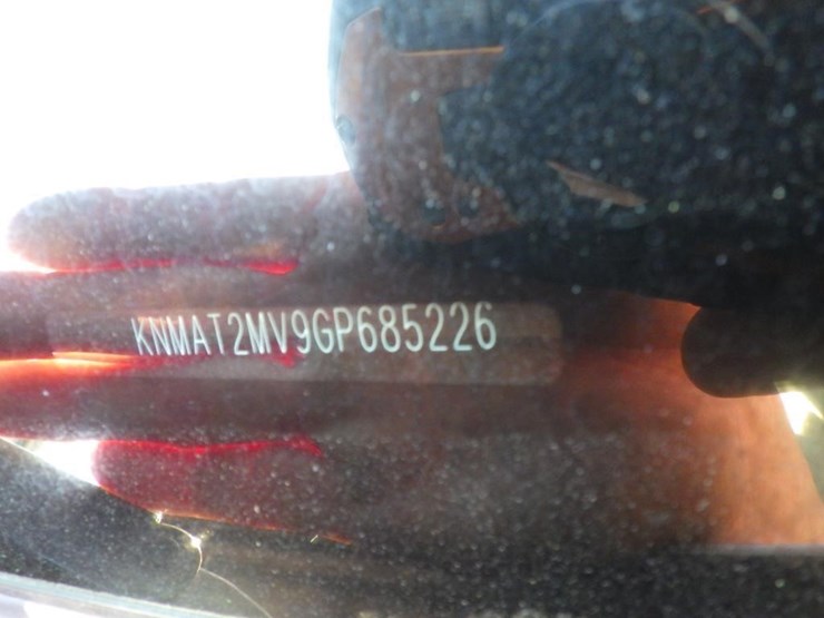 2016-nissan-rogue-image-15