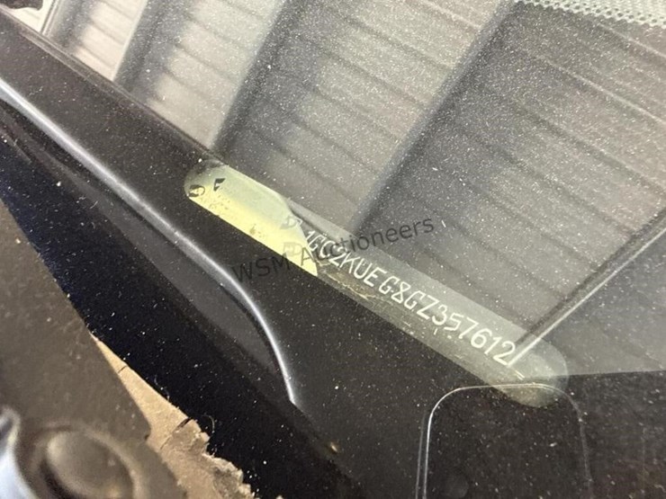 2016-chevrolet-silverado-2500hd-image-17