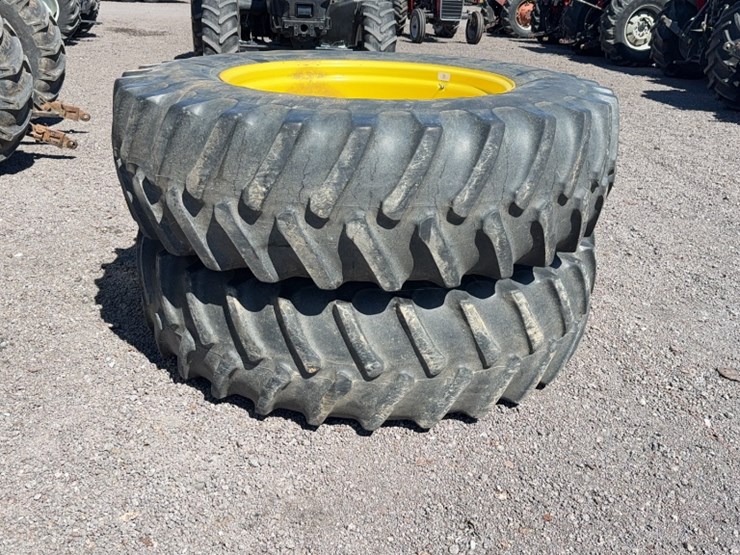 #3017-•-qty-(2)-20.2-42-tractor-tires-image-2