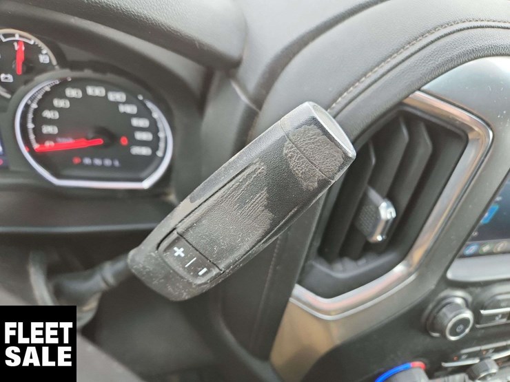 2021-chevrolet-silverado-2500hd-image-9