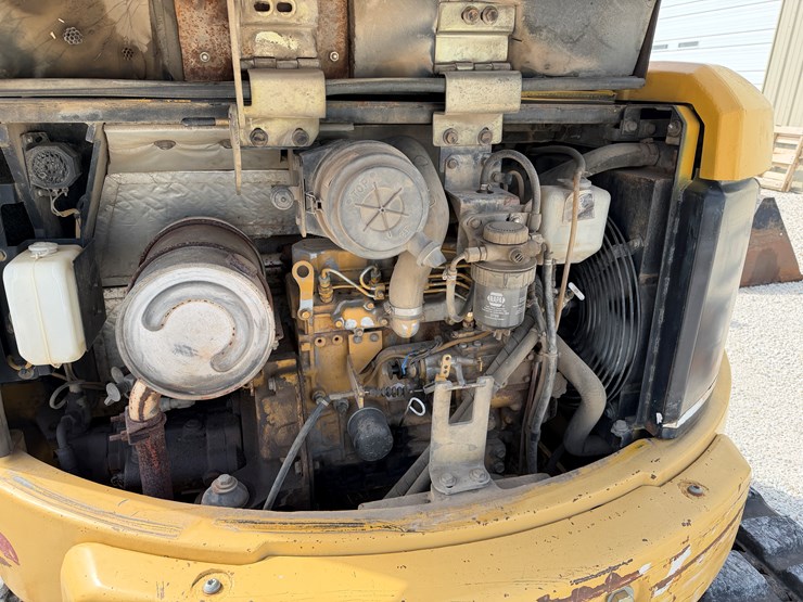 caterpillar-304cr-image-19