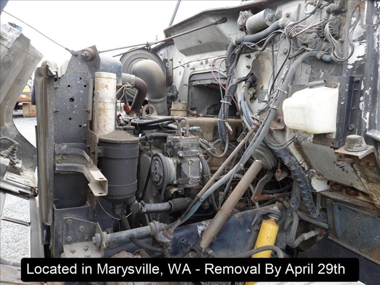 1985-international-s2300-image-2