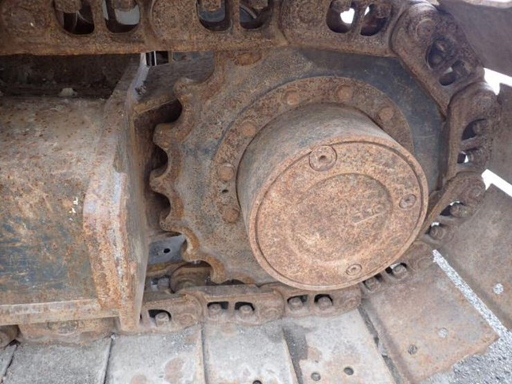 2019-bobcat-e85-image-12