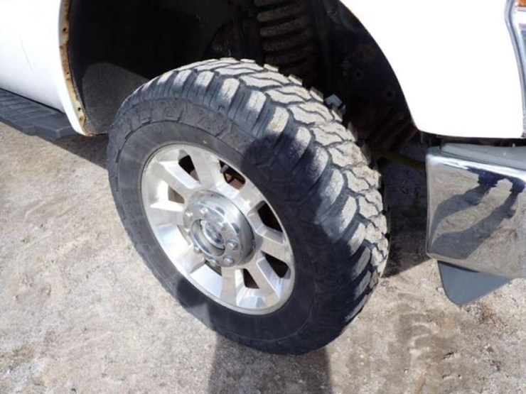 2010-ford-f350-xlt-image-43