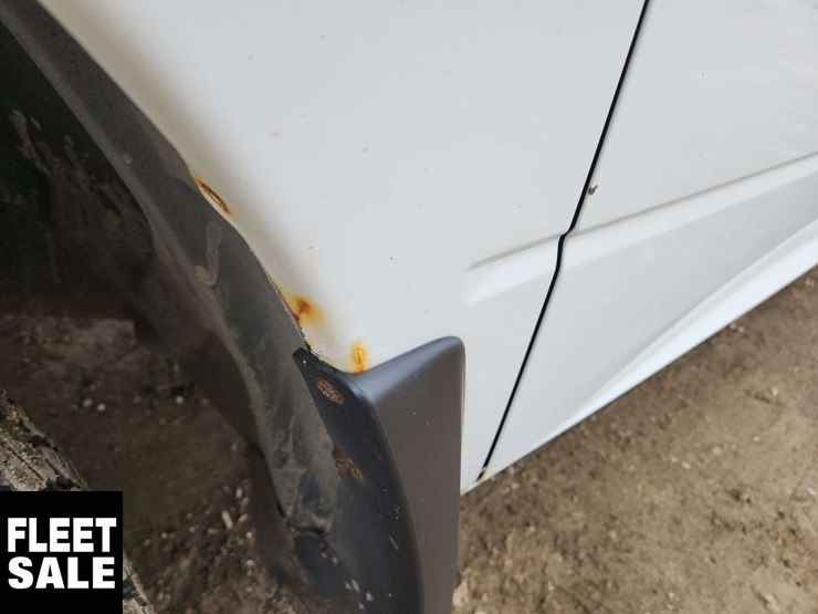 2013-dodge-1500-image-36