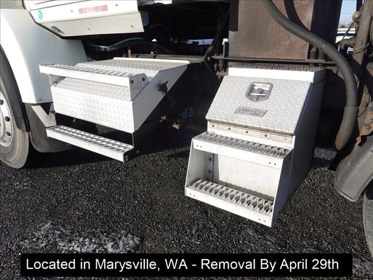 2008-western-star-4900sa-image-29