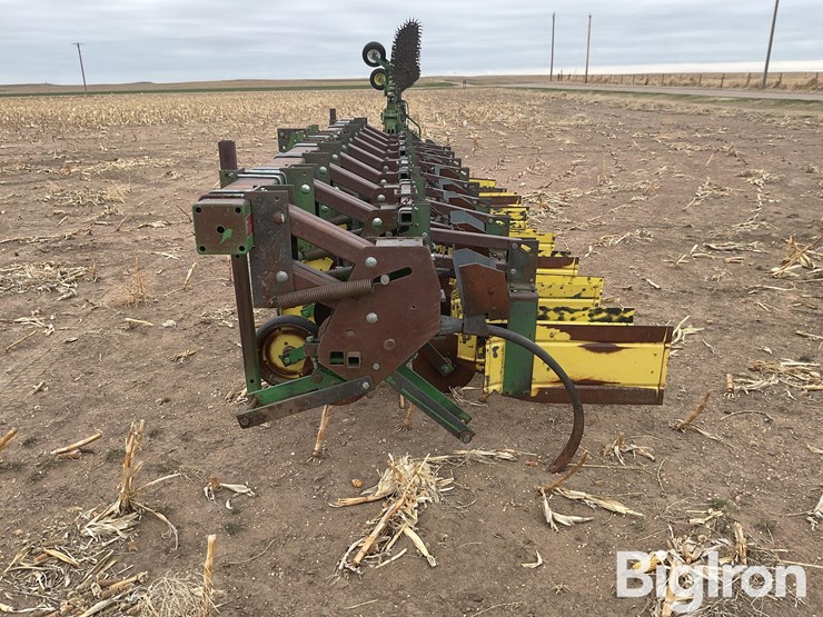 john-deere-885-image-8