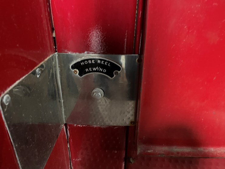 #210-•-1964-chevy-80-(howe)-fire-truck-(no-brakes)-(no-title)-(wakefield,-mi)-image-14