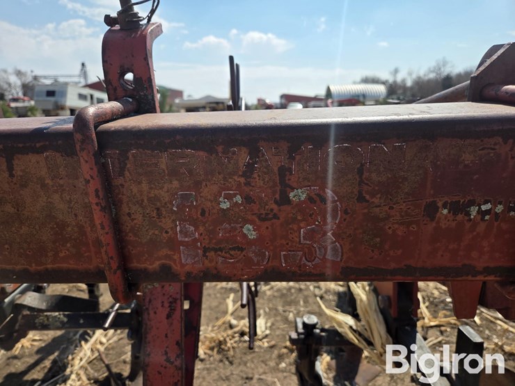 international-153-image-10