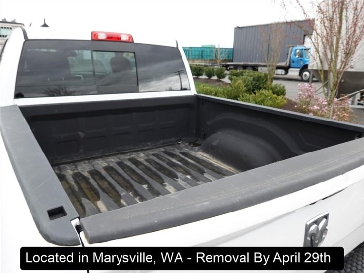 2017-dodge-1500-image-21