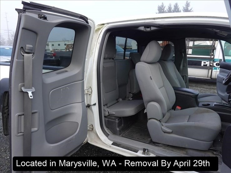 2014-toyota-tacoma-image-23