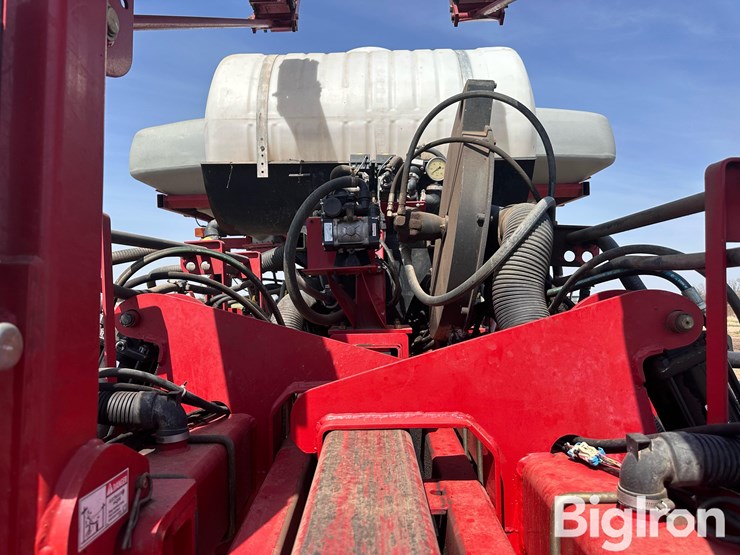 2012-case-ih-1250-image-16