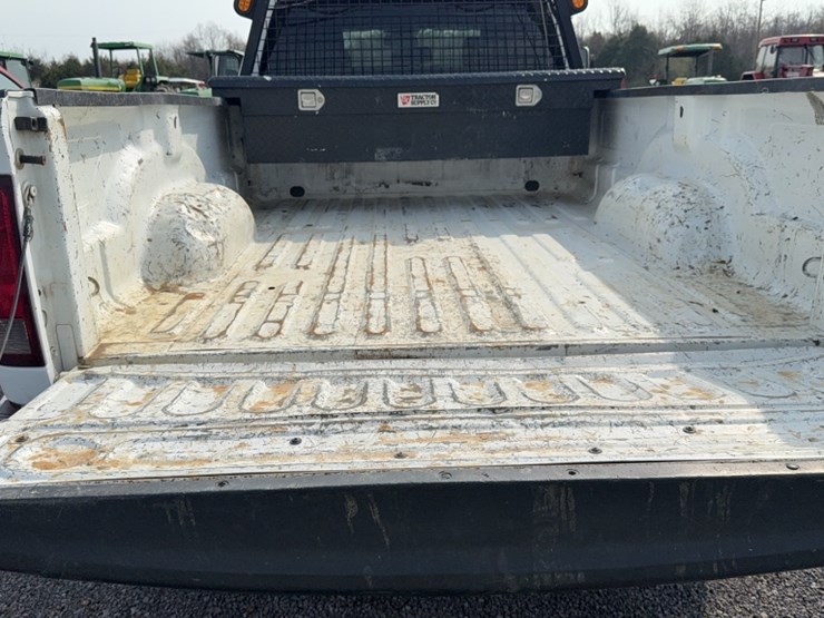 2015-dodge-2500-image-10