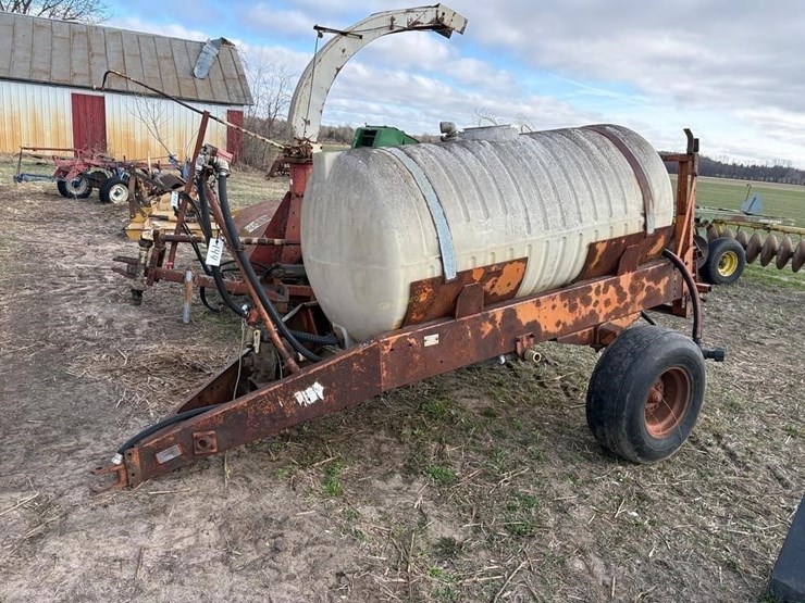 500gal-tank-on-trailer-image-1