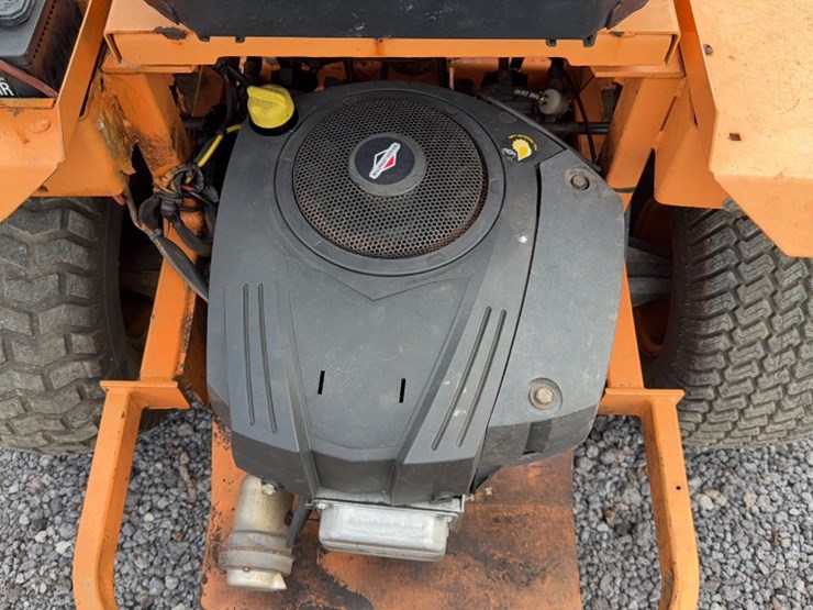 #4066-•-scag-super-z-zero-turn-mower-image-10