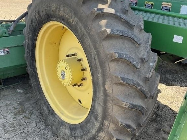 john-deere-a400-image-18