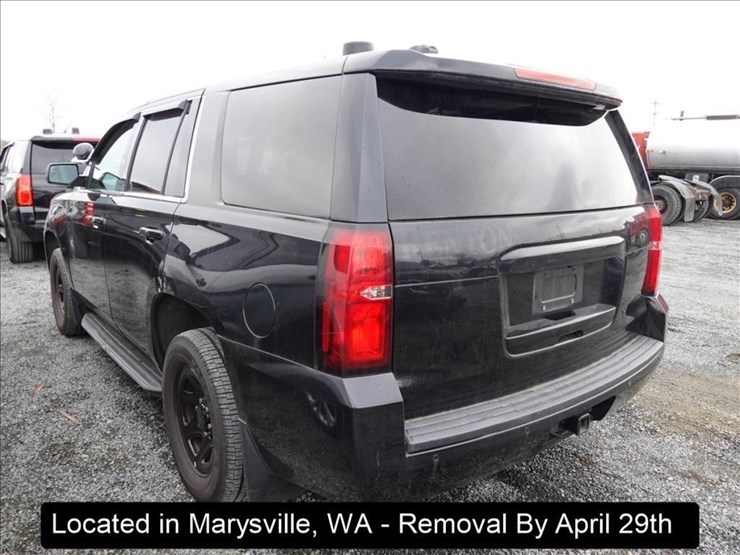 2017-chevrolet-tahoe-image-14