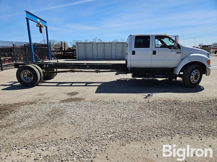 2013-ford-f750-xlt-image-4