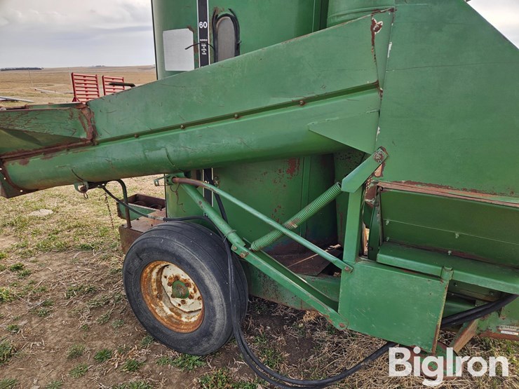 john-deere-700-image-13