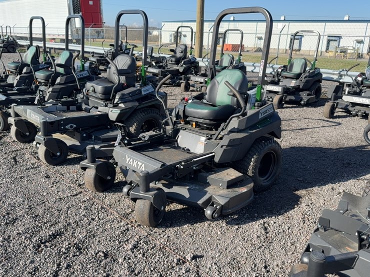 #4050-•-yakta-yxr-320-zero-turn-mower-image-1