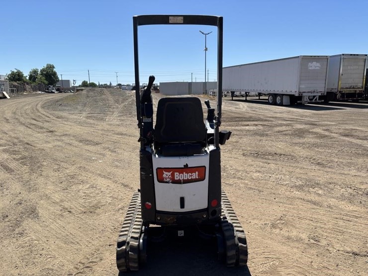 2020-bobcat-e10-image-8