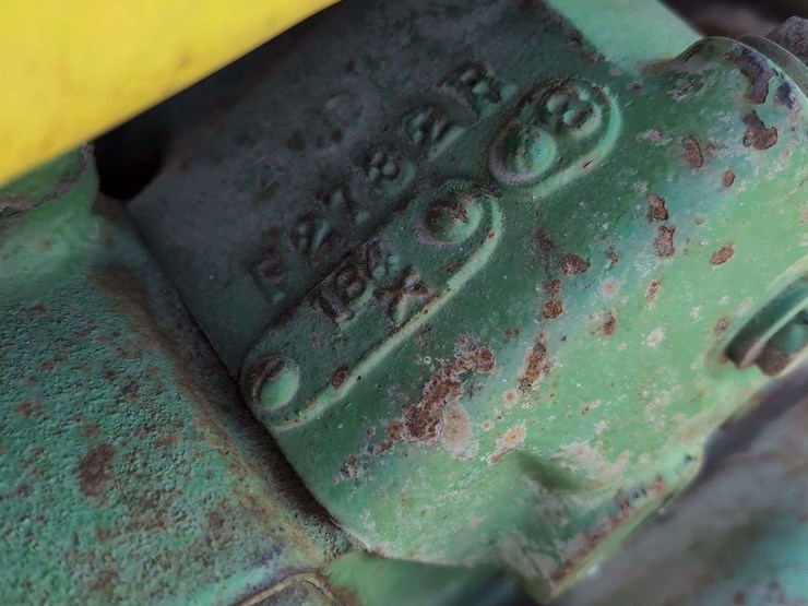 john-deere-630-image-14