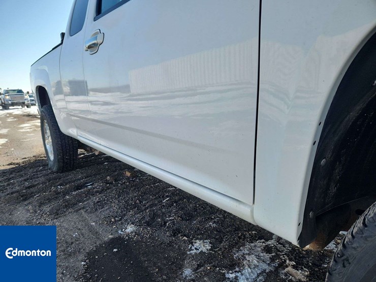 2012-chevrolet-colorado-image-32