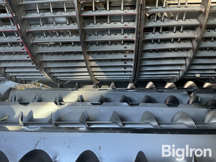 2012-case-ih-5088-image-10