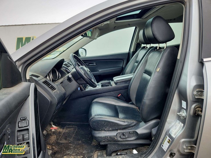 2012-mazda-cx9-image-14