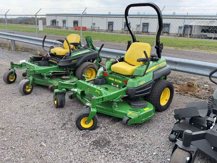 john-deere-z830a-image-1