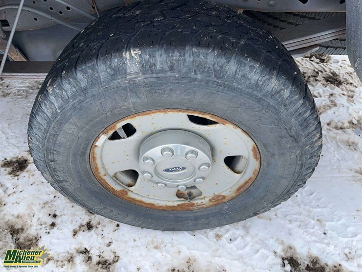 2009-ford-f250-image-11