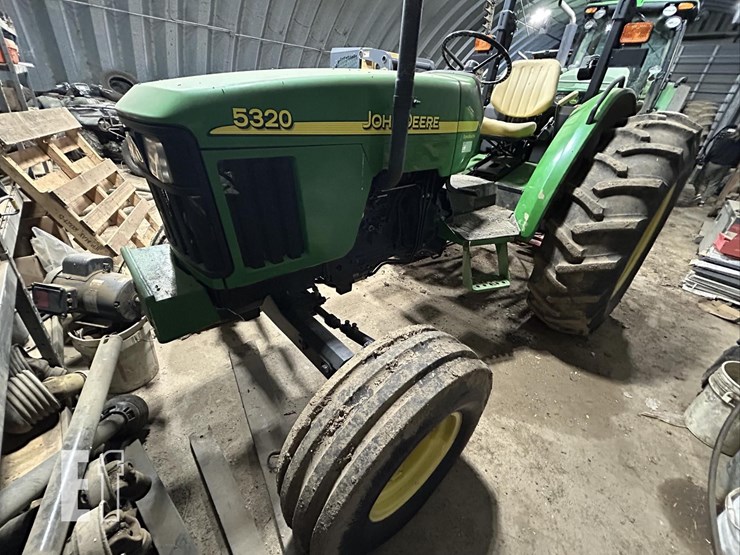 2001-john-deere-5320-image-8